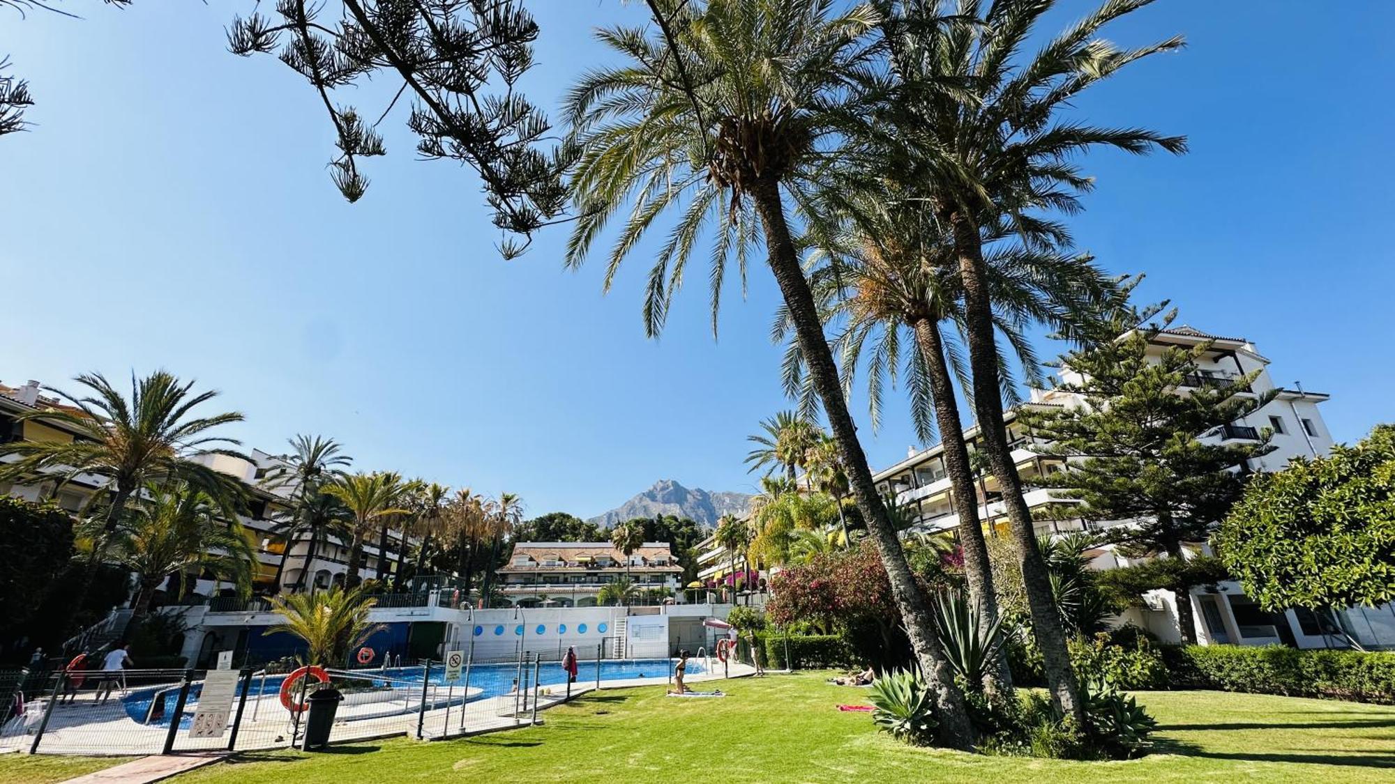 Marbella Studio Golden Mile Екстериор снимка